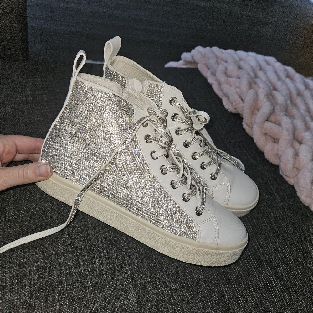 Steve Madden. High Top. Rhinestone. Size 6.0.